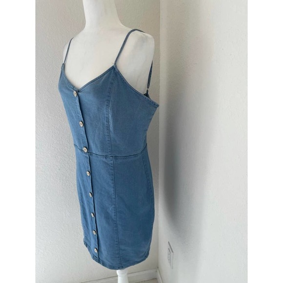 Blashe Denin Dress - Picture 3 of 7